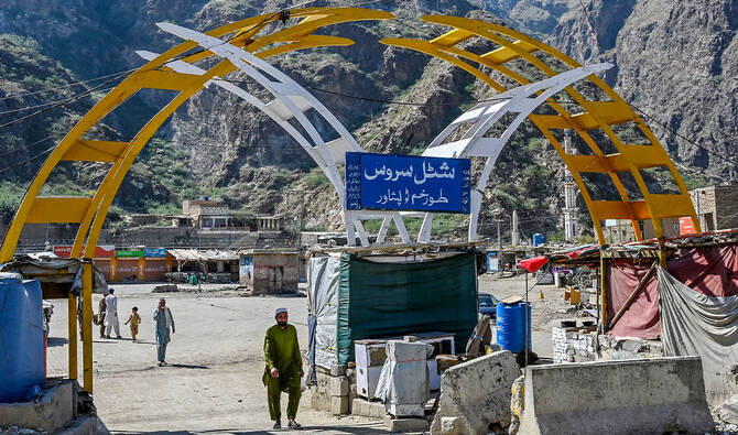 Pakistan reopens Torkham crossing to repatriate Afghans under temporary arrangement