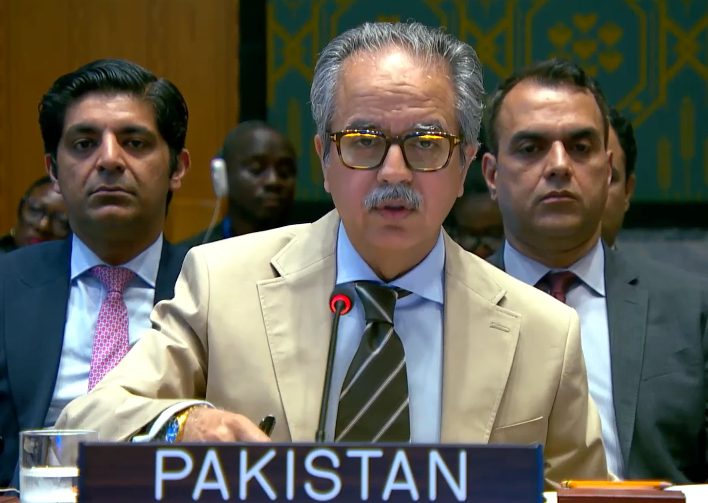 Pakistan warns Taliban against sheltering terrorist groups